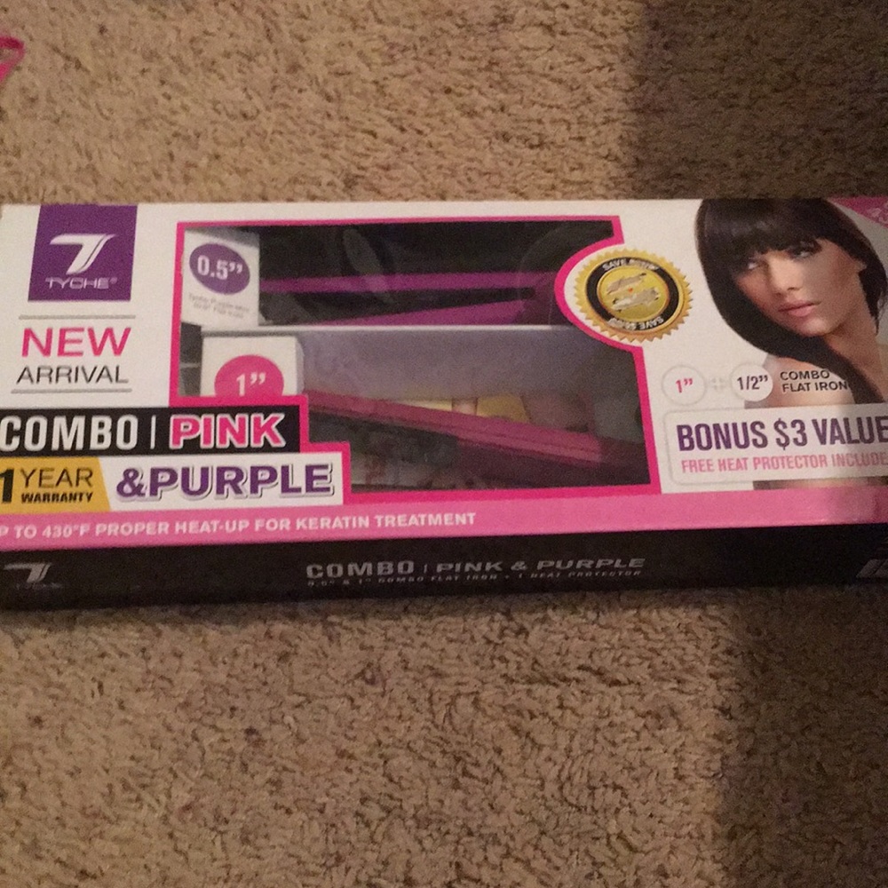 Bundle of two hair flat iron